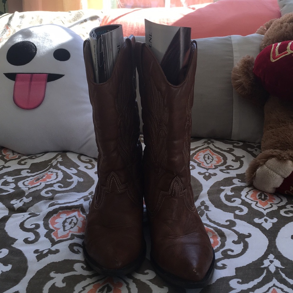 Good as new cow girl boots 👢